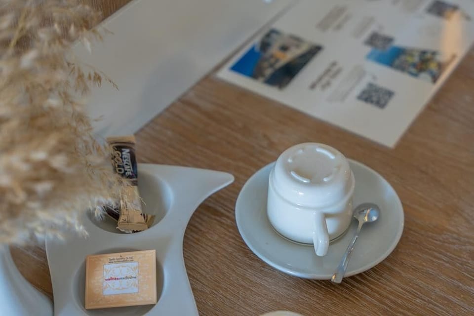 Design Room | Premium bedding, minibar, in-room safe, individually decorated