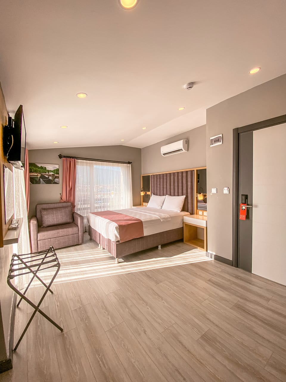 Panoramic Room, Multiple Beds, Non Smoking, Mountain View | Premium bedding, free minibar items, individually decorated