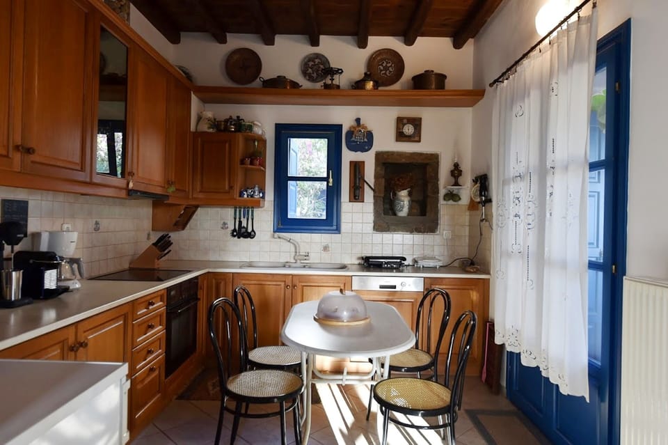 Villa, Sea View | Private kitchen | Fridge, oven, stovetop, coffee/tea maker