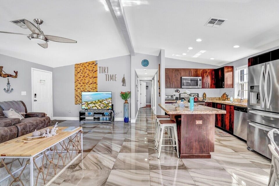 Large open concept living room for the whole group to enjoy.