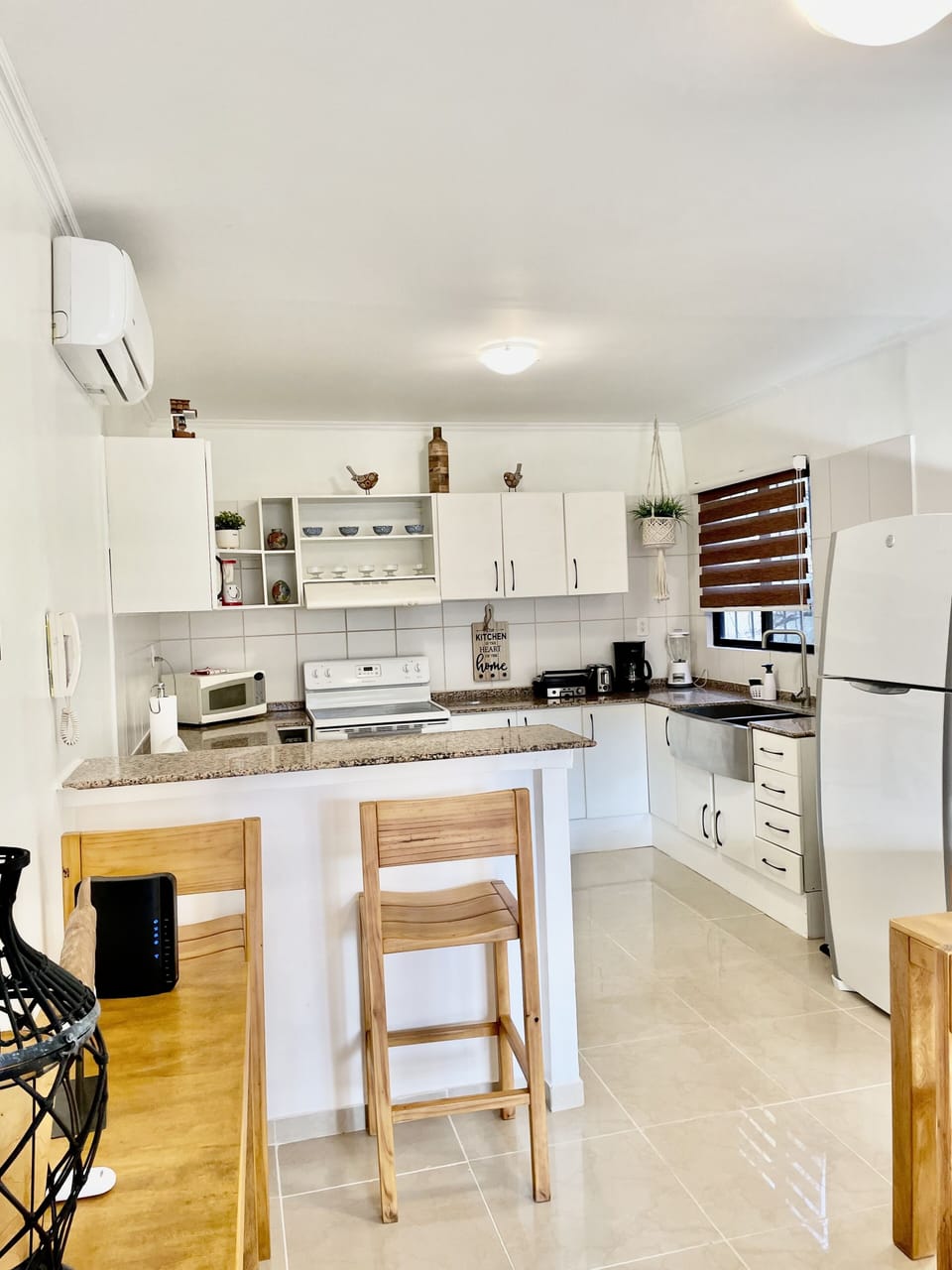 Fully equipped, spacious kitchen 