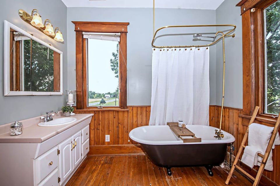 Primary ensuite