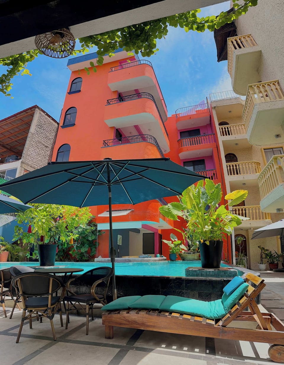 Piscina .Area común.