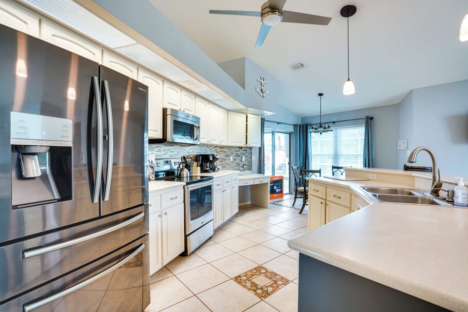 Fully Equipped Kitchen | Spices