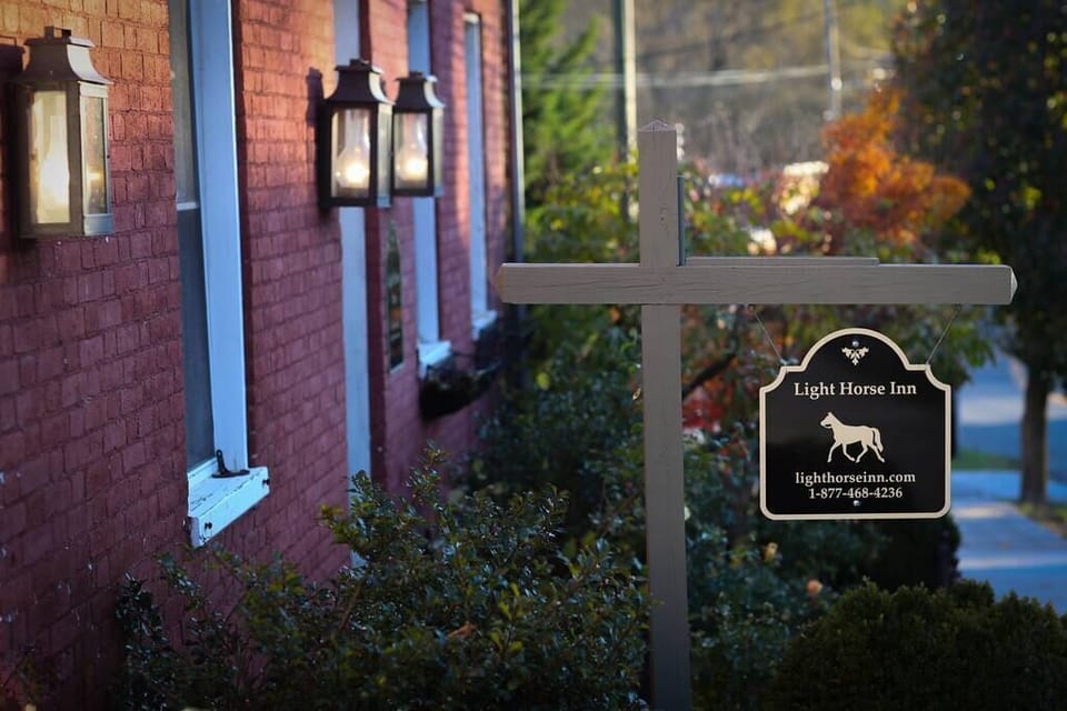 Light Horse Inn