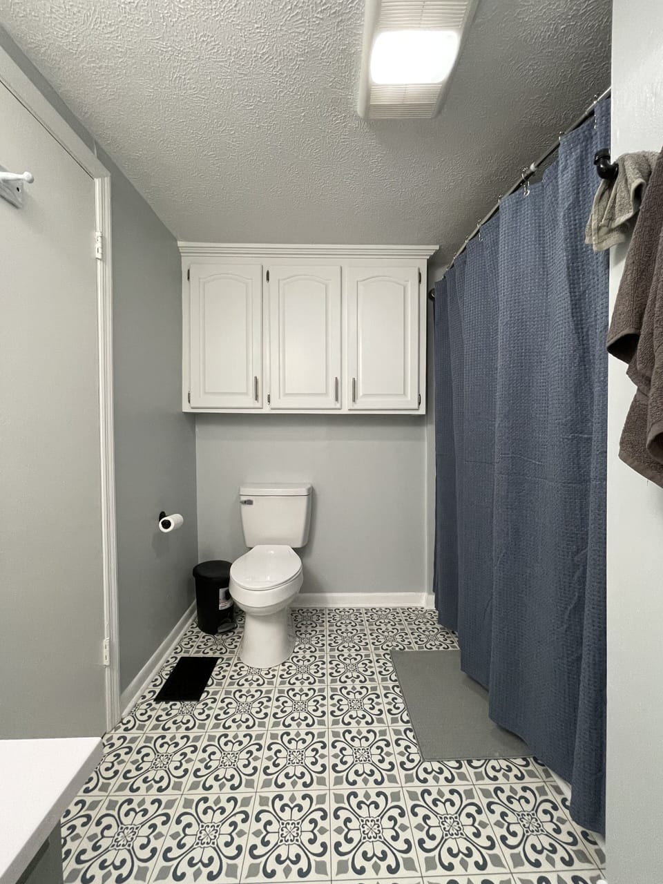 indoor, toilet