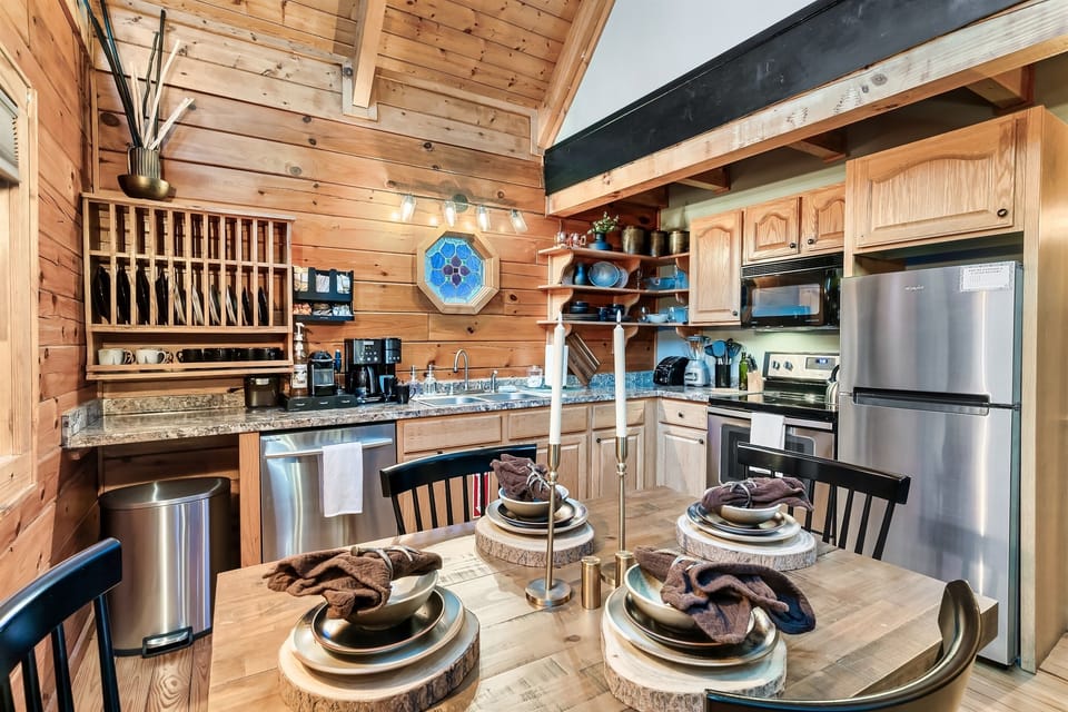 Whether you're looking for a home-cooked meal or something quick and easy, the fully-stocked kitchen has everything needed to satisfy your cravings during this restful vacation!