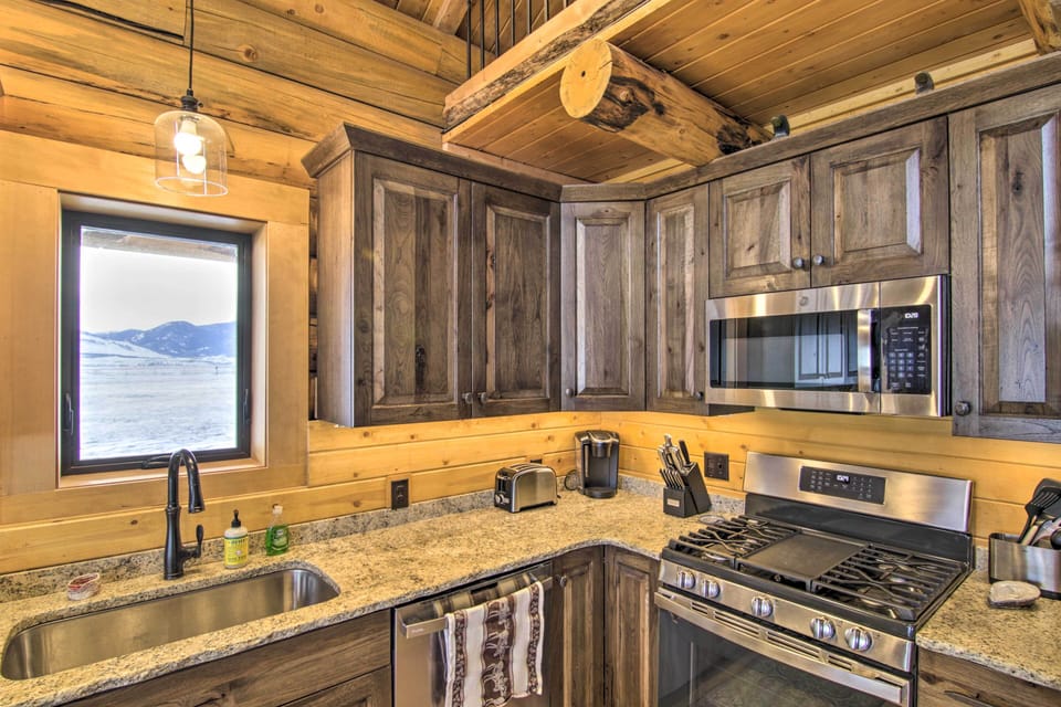Kitchen | Microwave | Toaster