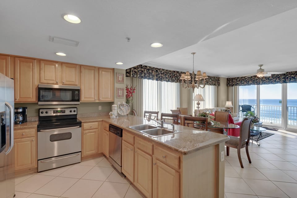 Kitchen has everything you need!