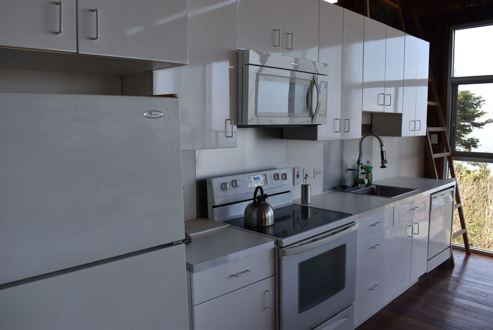Kitchen with all appliances 