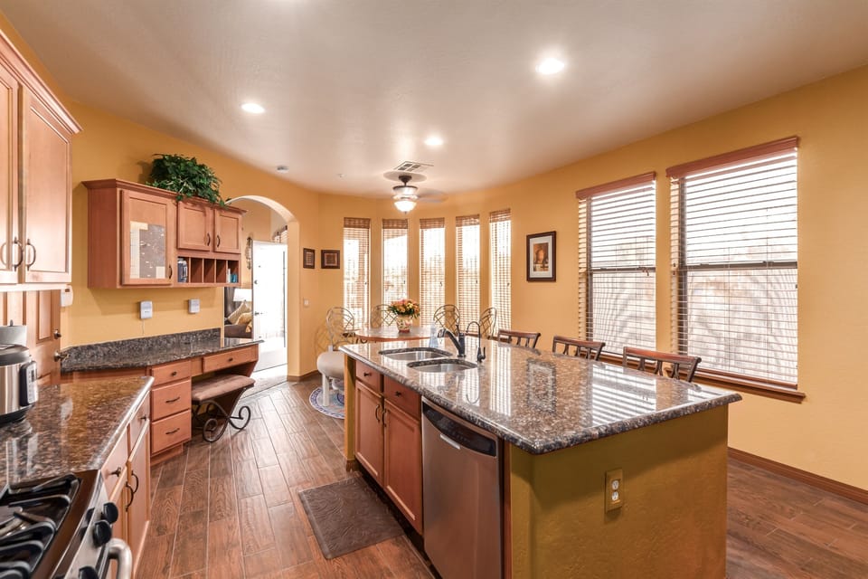 Kitchen facing nook