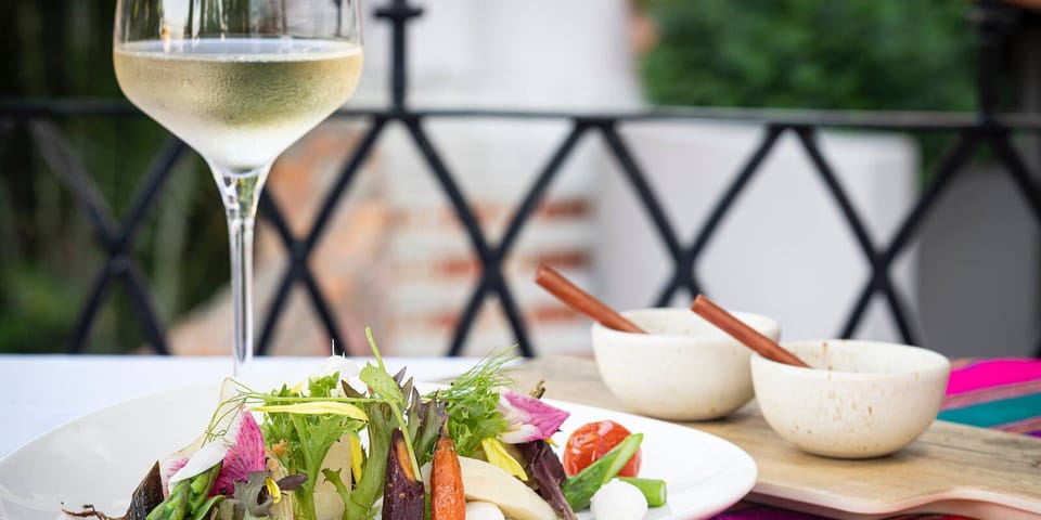 Open Air Dinning in the Restaurant