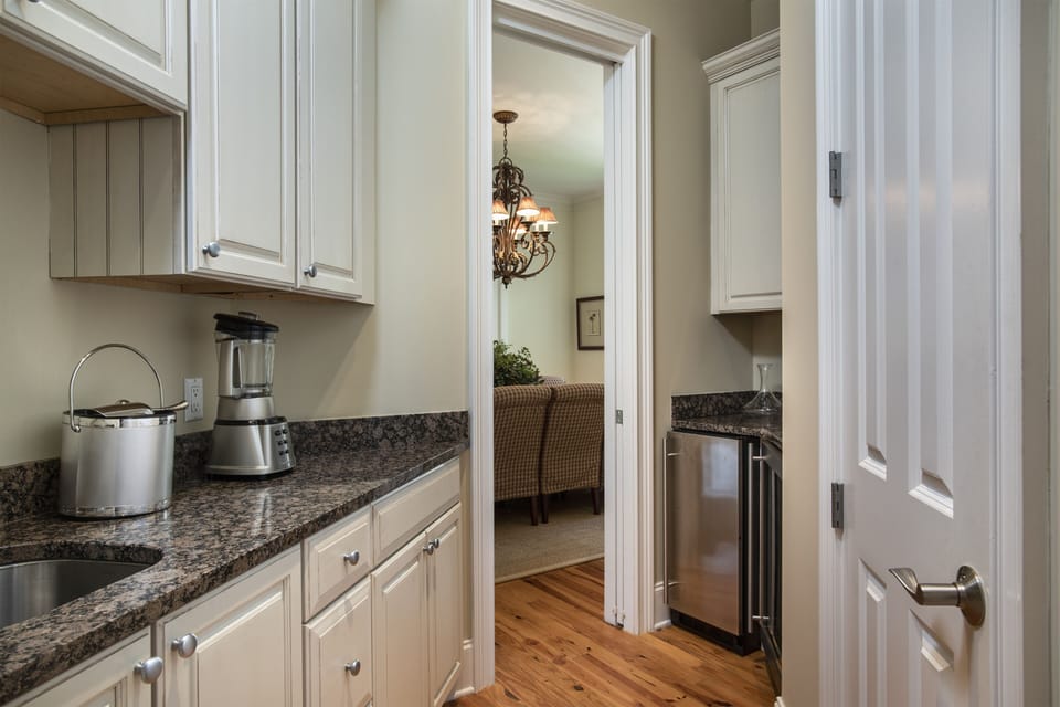 2 Royal Tern | Wet Bar - 2 Royal Tern | Wet Bar