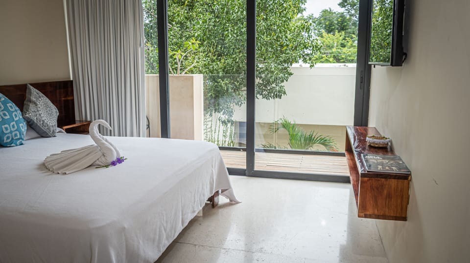Tempur-Pedic beds, blackout drapes, iron/ironing board, free WiFi