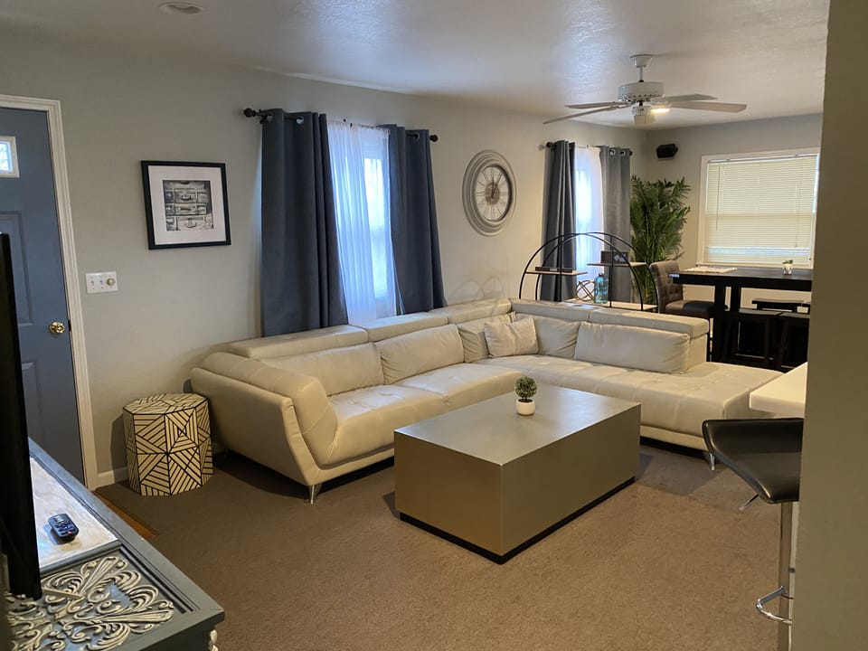 First floor front bedroom