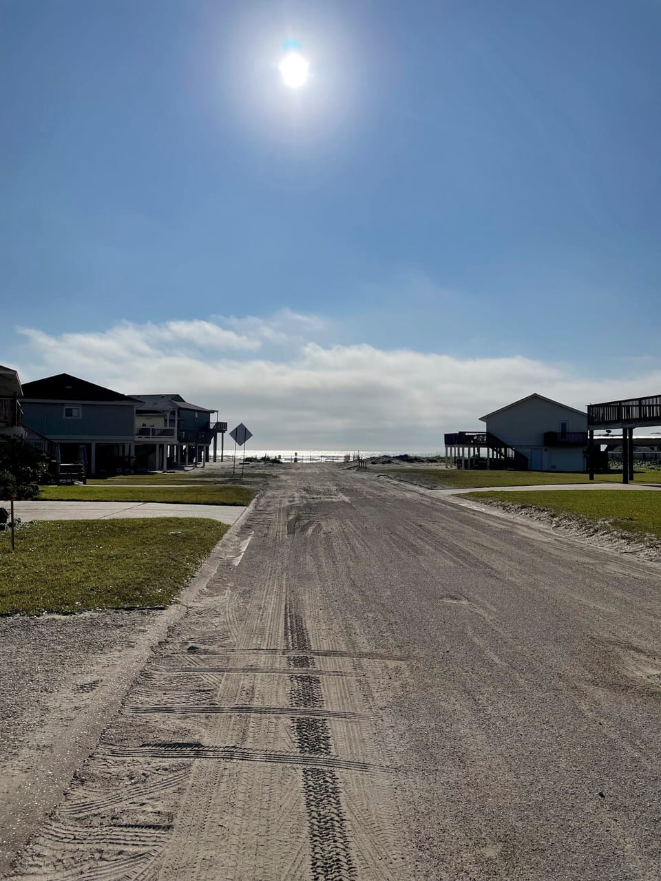 3 houses from the beach