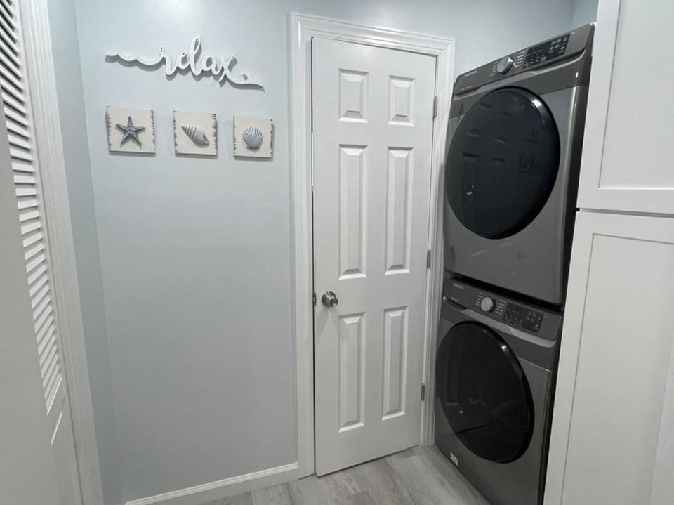 Full size laundry area. 