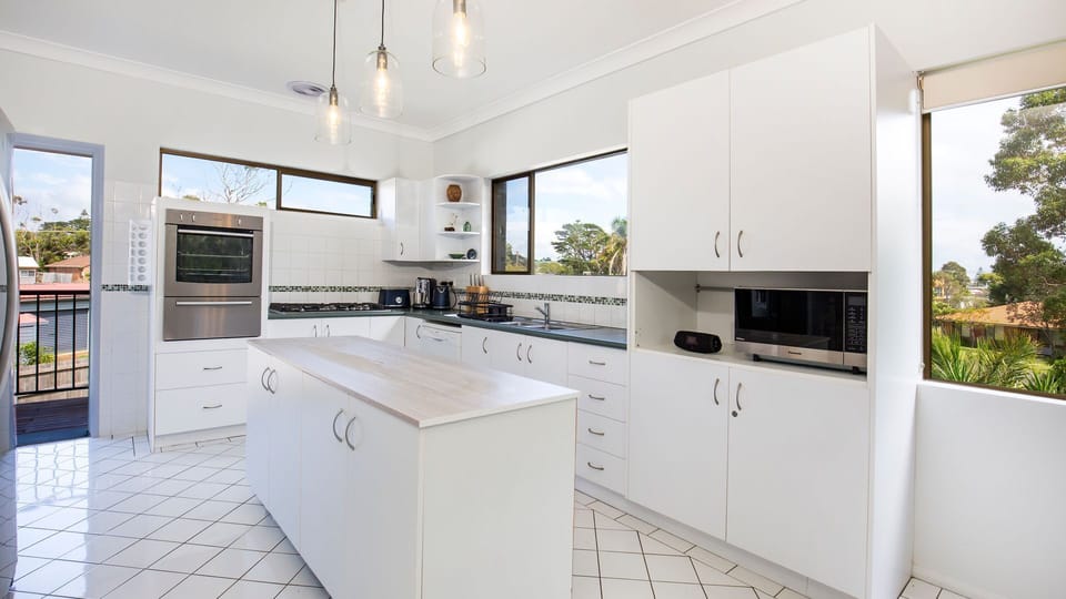 Fantastic chef's kitchen for preparing gourmet meals