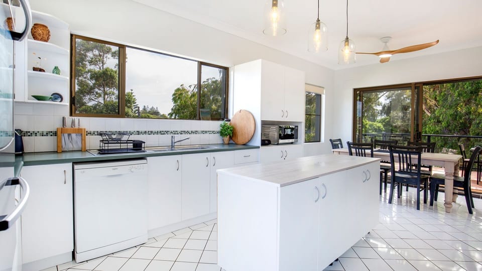 Fantastic chef's kitchen for preparing gourmet meals