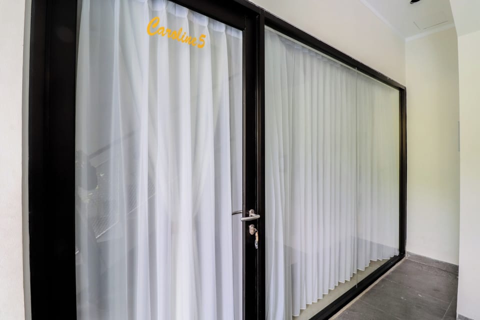 Superior Double Room with Stair View (Lantai 1) | Free WiFi