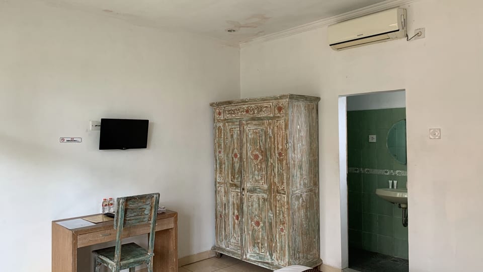 Standard Double Room | Desk, free WiFi, bed sheets