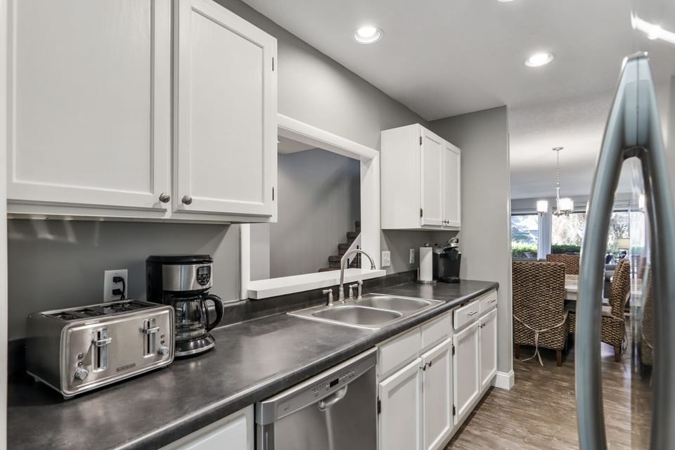 Kitchen 4