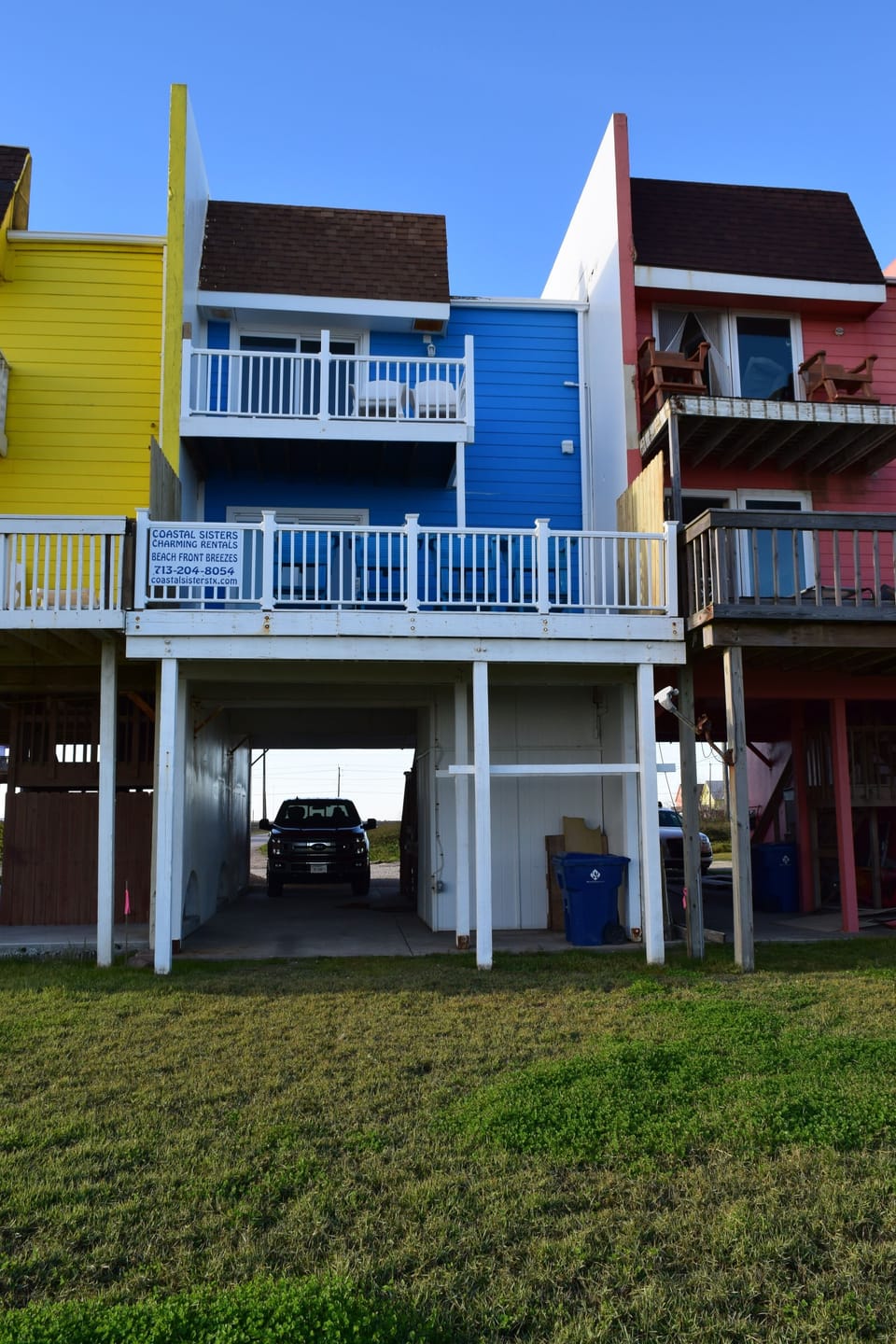 Lots of deck space with these 2 facing the beach