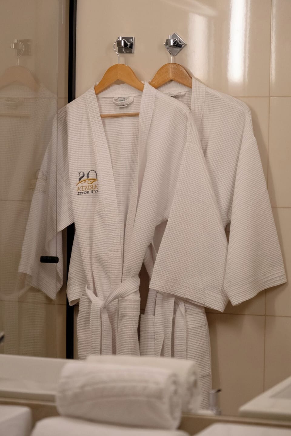 Premium Double Room | Minibar, in-room safe, desk, laptop workspace
