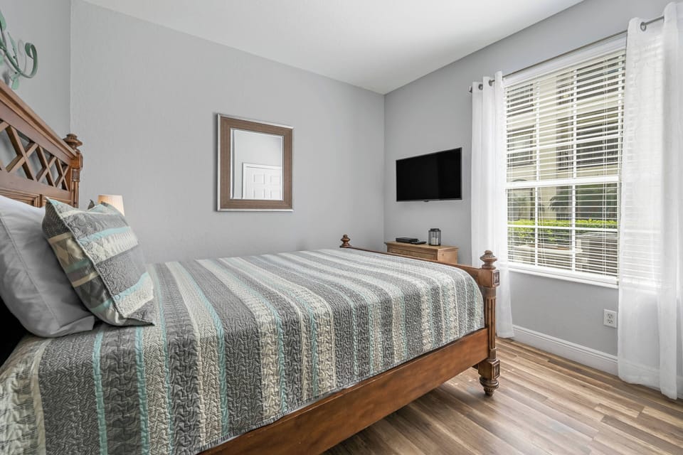 King bedroom
