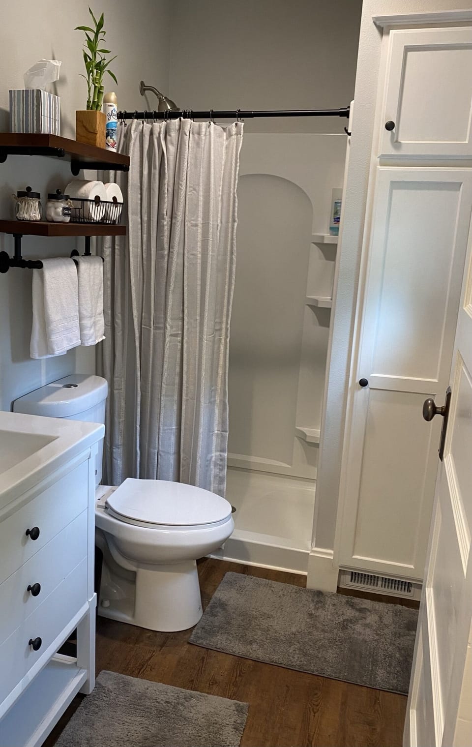 Downstairs Bathroom