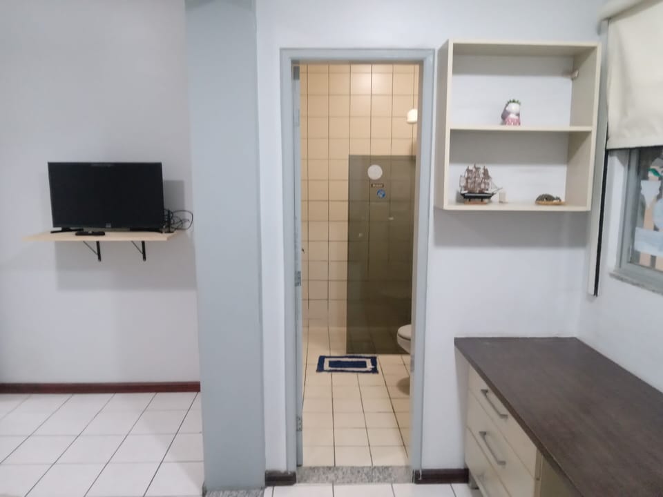 Deluxe Room | Memory foam beds, iron/ironing board, free WiFi, bed sheets