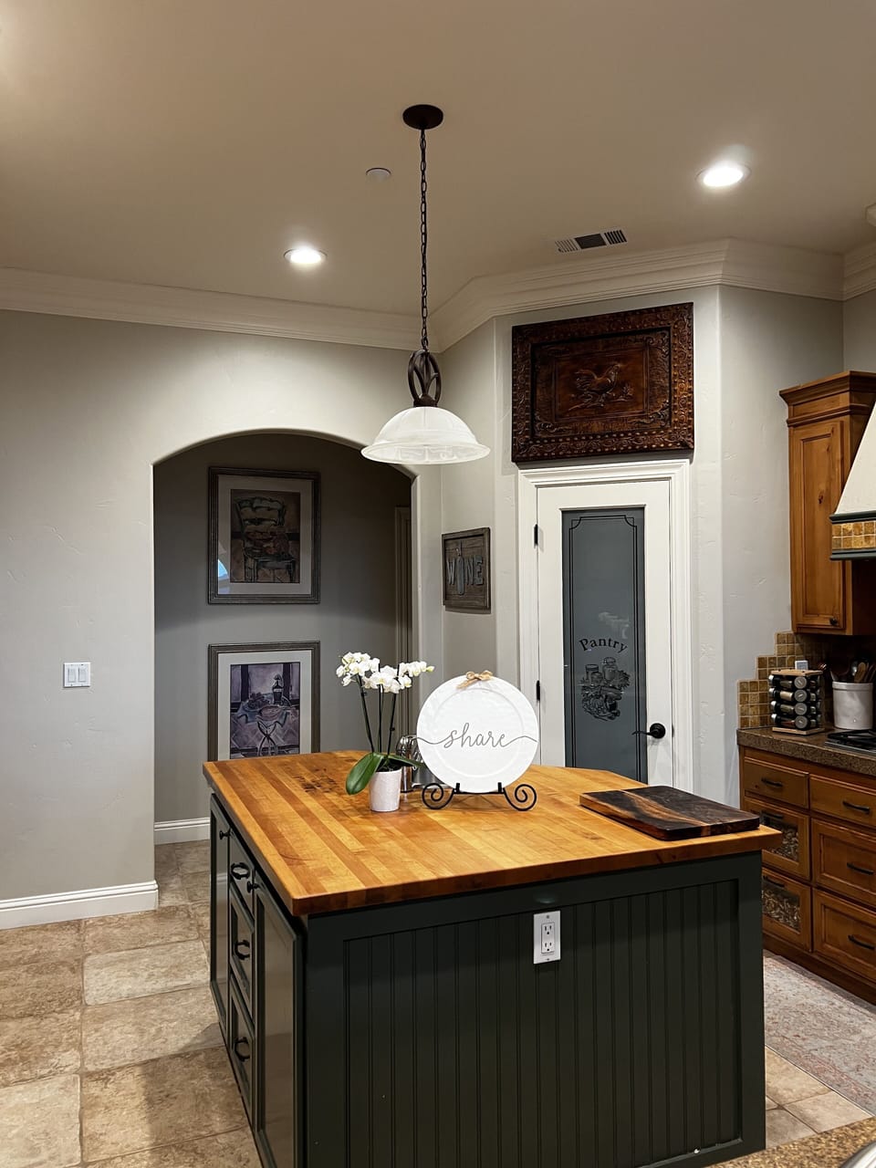 Ample prep space to enjoy cooking up a delicious meal!