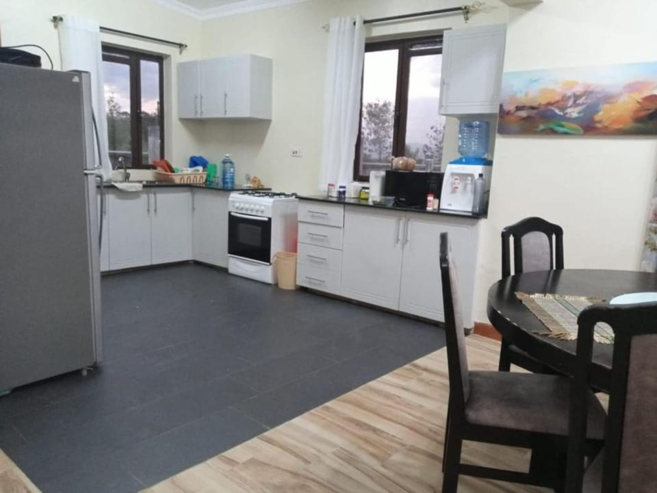 Microwave, electric kettle