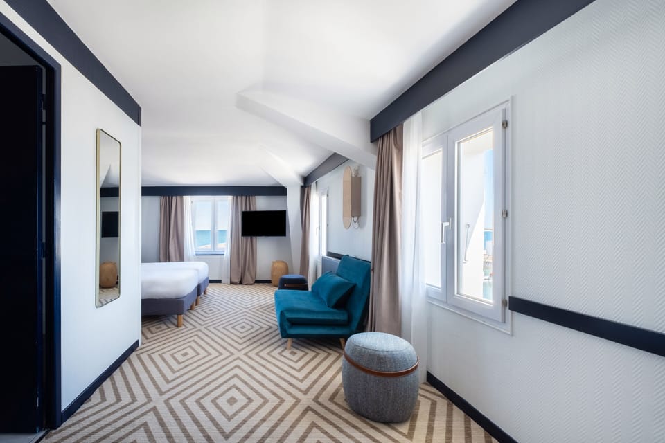 Panoramic Double Room | Soundproofing, travel crib, free WiFi, bed sheets