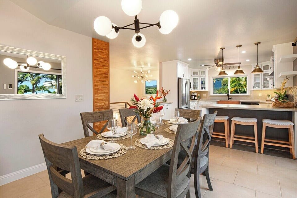 Dining Room - Poipu Makana Hale