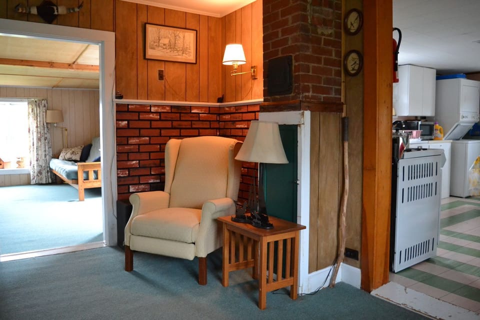 2nd flex space for sleeping, located between the kitchen and rest of the room