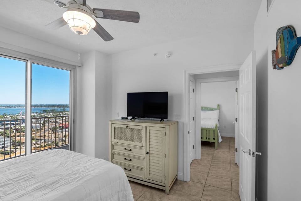 Condo, Multiple Beds, Pool Access | 3 bedrooms, free WiFi