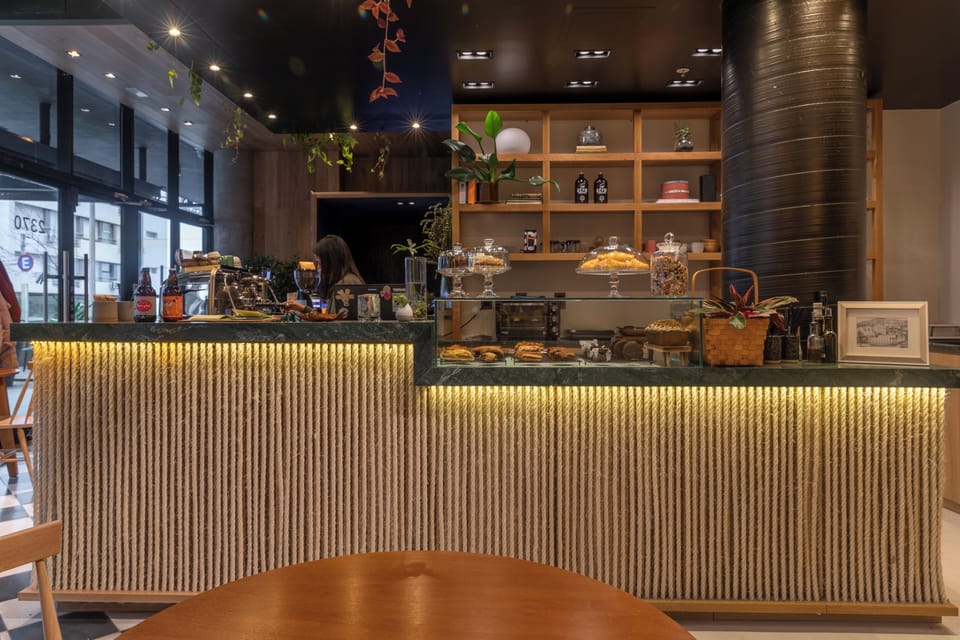 Coffee shop