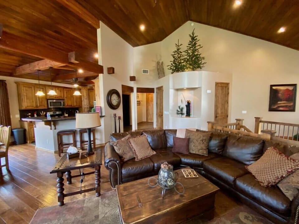 Beautiful Upstairs Great Room