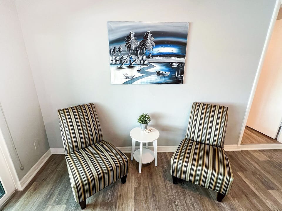 Casual seating area that makes for a great spot for your morning coffee!
