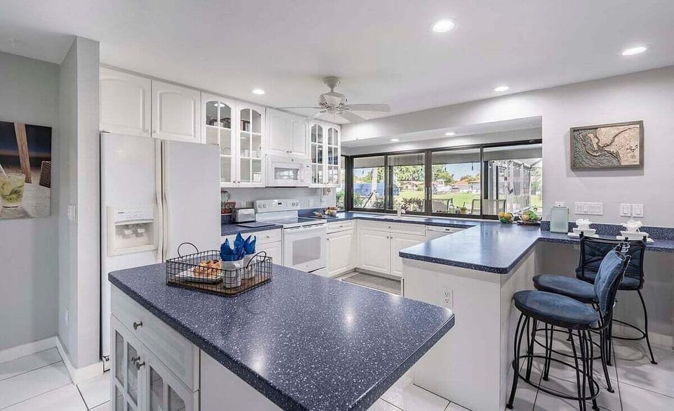 Mini Island Serves as a Prep Station or Serving Station Great for Entertainment