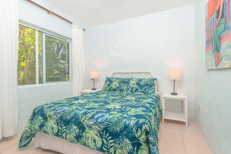 Queen bedroom