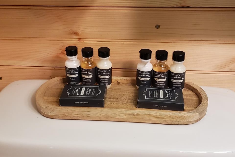 Bathroom amenities
