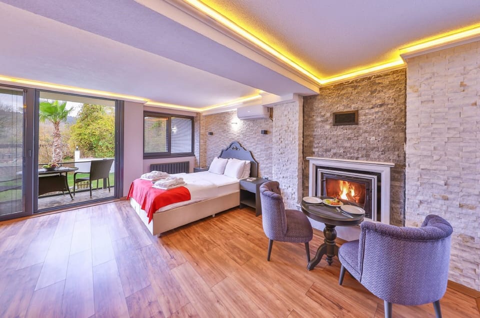 HEBE | Premium bedding, minibar, individually decorated, individually furnished