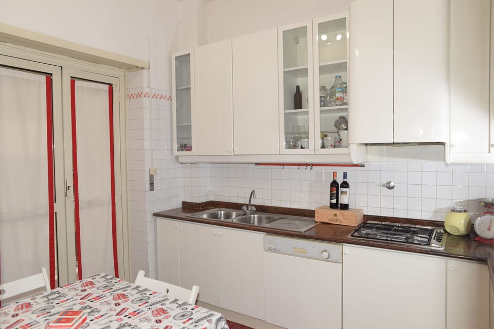 Shared Dormitory, 1 Bedroom, Accessible, Smoking | Interior
