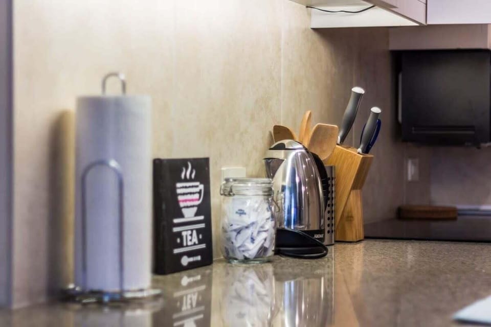 Apartment, 2 Bedrooms | Coffee and/or coffee maker