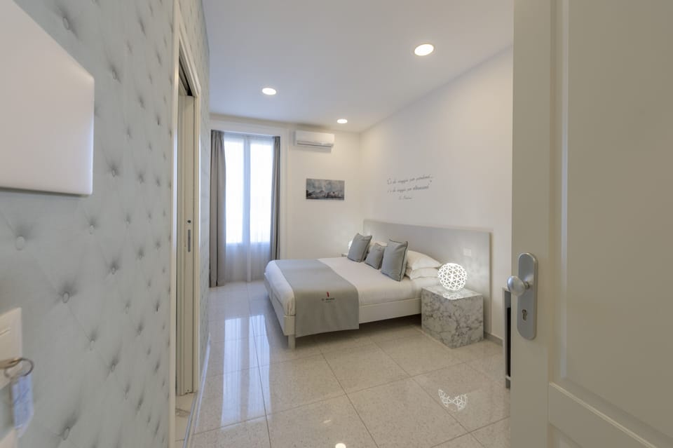 Superior Quadruple Room | In-room safe, desk, free WiFi