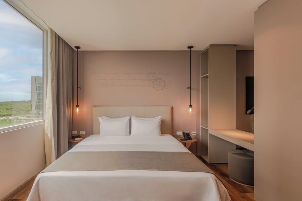 Loft Single | Hypo-allergenic bedding available, pillowtop beds, minibar
