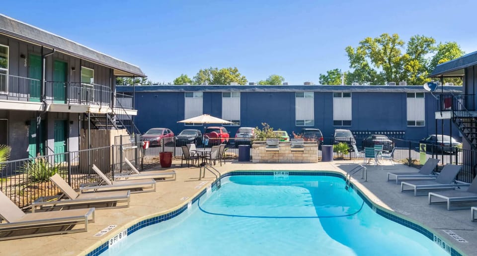 Community shared pool