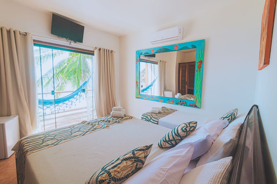 Panoramic Room | Minibar, iron/ironing board, free WiFi, bed sheets
